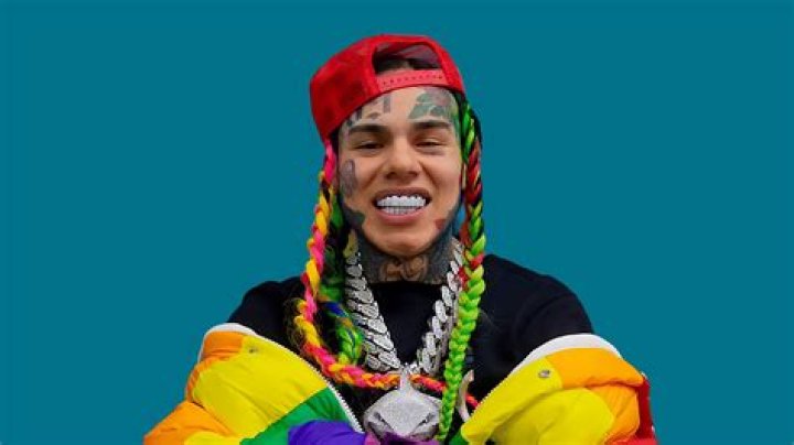 6ix9ine Biography, Age, Height, Wife, Net Worth, Family