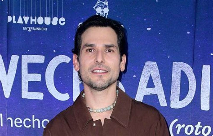 Alan Estrada biografía, edad, altura, esposo, net worth, familia