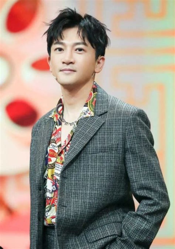 Alec Su Biography, Age, Height, Wife, Net Worth, Family