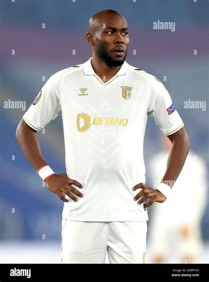 Ali Elmusrati Biography, Age, Height, Wife, Net Worth, Family