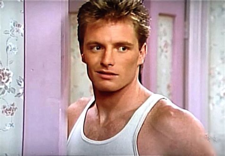 Allan Kayser Biography, Age, Height, Wife, Net Worth, Family