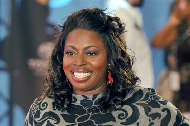 Angie Stone Biography, Age, Height, Husband, Net Worth, Family