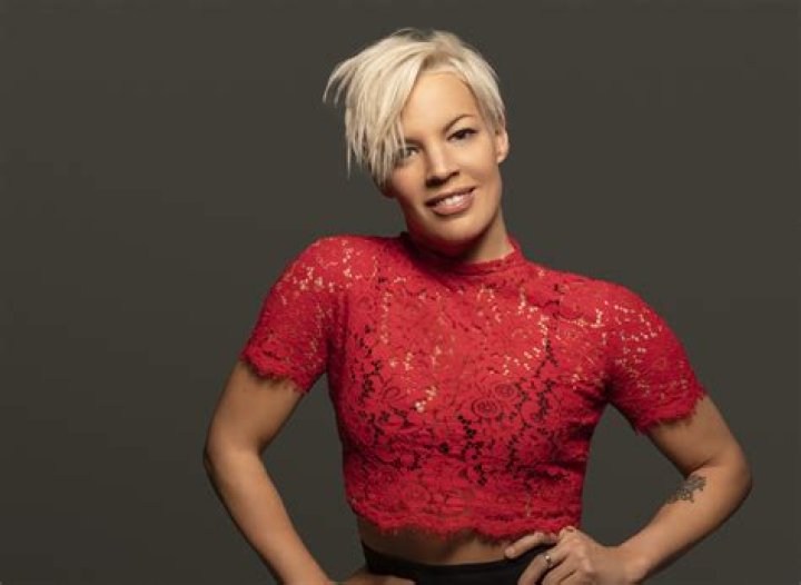 Anne Mahlum Biography, Age, Height, Husband, Net Worth, Family