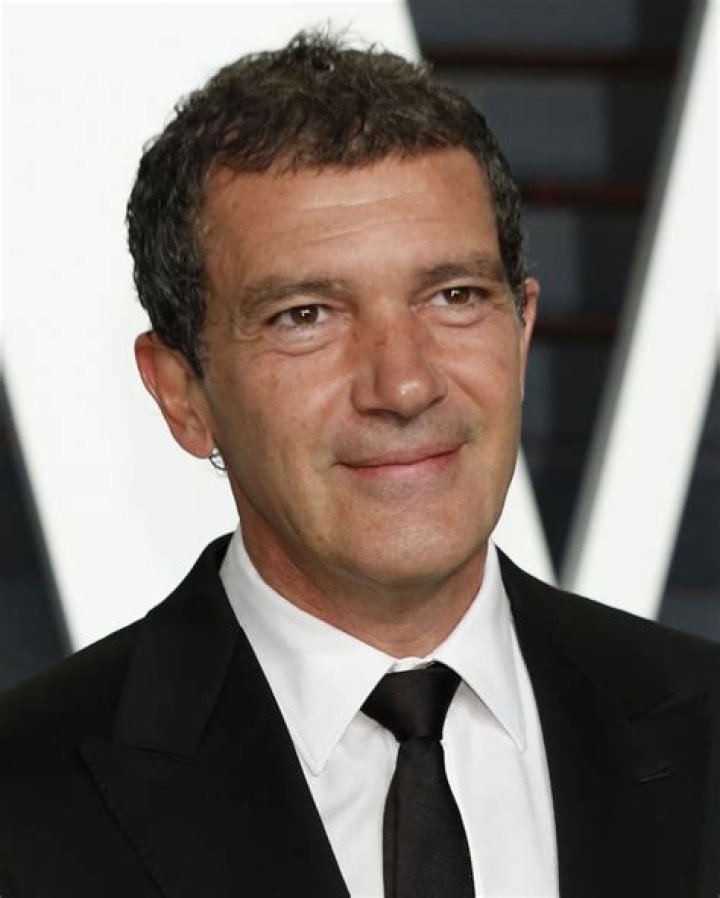 Antonio Banderas Biography, Age, Height, Wife, Net Worth, Family