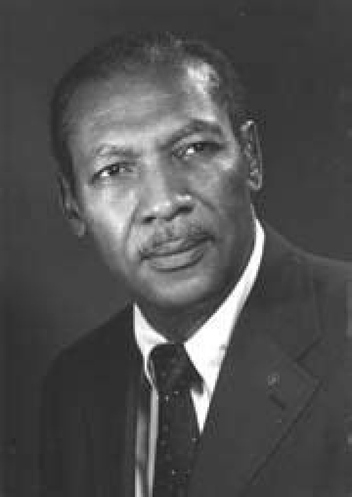 Aris T. Allen Biography, Age, Height, Wife, Net Worth and Family