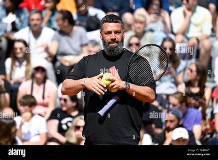 Benjamin Ebrahimzadeh Biography, Age, Height, Wife, Net Worth, Family