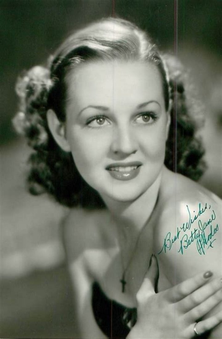 Betty Jane Rhodes Biography, Age, Height, Husband, Net Worth, Family