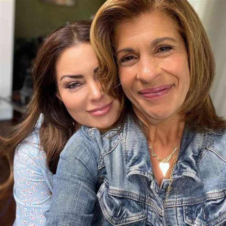 Bobbie Thomas Biography, Age, Height, Husband, Net Worth, Family