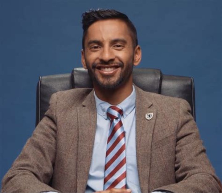 Bobby Seagull Biography, Age, Height, Wife, Net Worth, Family