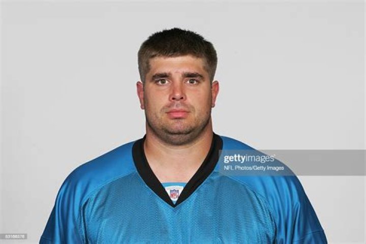 Brad Meester Biography, Age, Height, Wife, Net Worth, Family