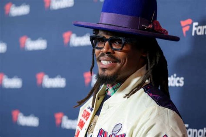 Cam Newton Biography, Age, Height, Wife, Net Worth, Family