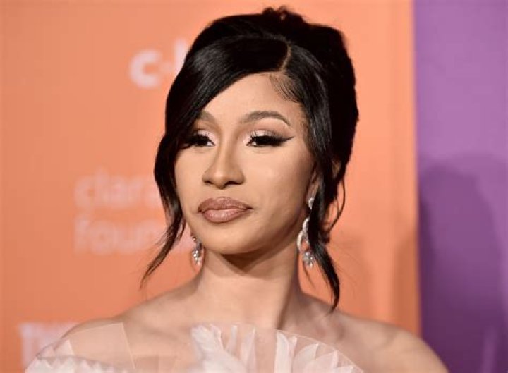 Cardi B Biography, Age, Height, Husband, Net Worth, Family