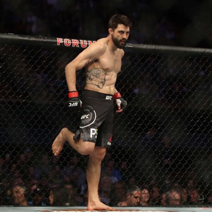 Carlos Condit Biography, Age, Height, Wife, Net Worth, Family