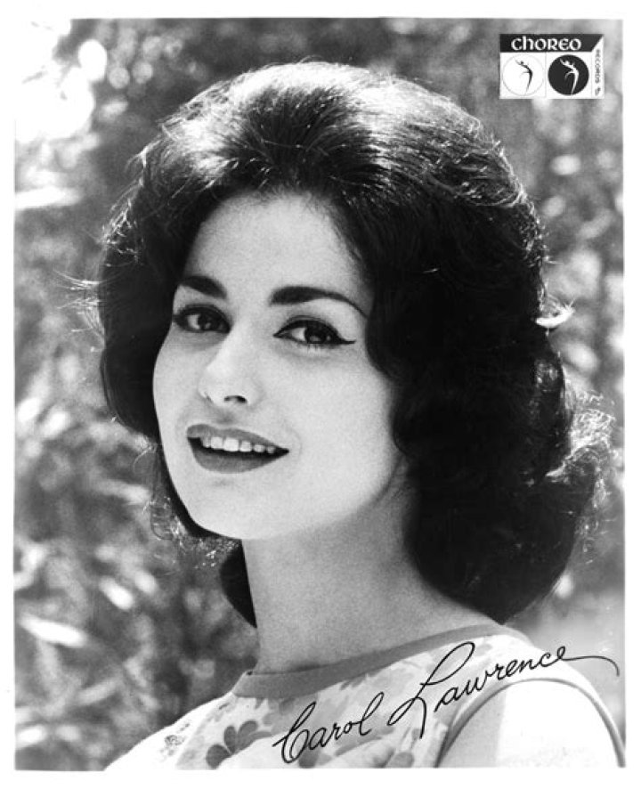 Carol Lawrence biografía, edad, altura, esposa, net worth, familia