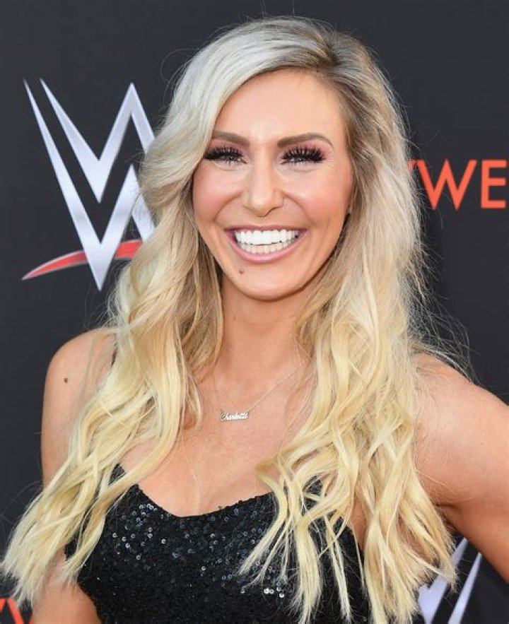 Charlotte Flair Biography, Age, Height, Husband, Net Worth, Family