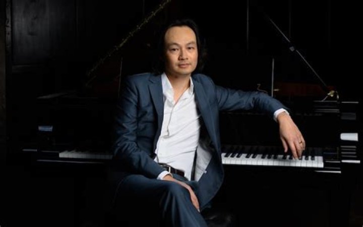 Christopher Tin Biography, Age, Height, Wife, Net Worth, Family