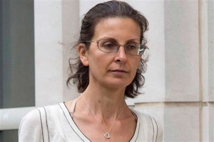 Clare Bronfman Biography, Age, Height, Husband, Net Worth, Family