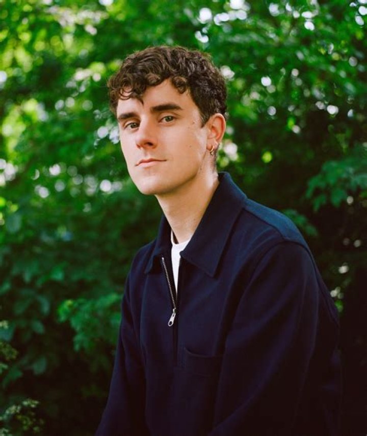 Connor Franta Biography, Age, Height, Wife, Net Worth, Family