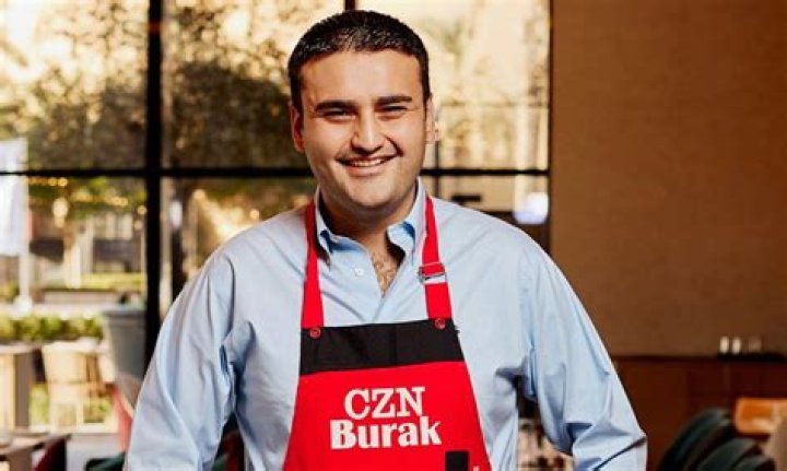CZN Burak biografía, edad, altura, esposo, net worth, familia