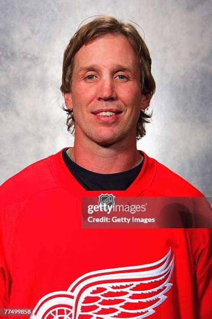 Dallas Drake Biography, Age, Height, Wife, Net Worth, Family