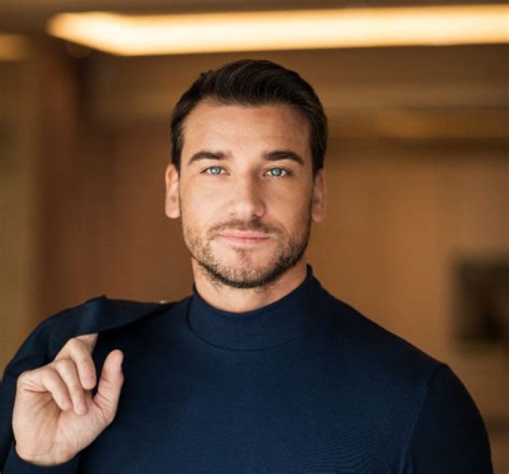 Damiano Carrara Biography, Age, Height, Wife, Net Worth, Family