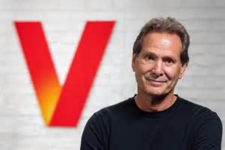 Dan Schulman Biography, Age, Height, Wife, Net Worth, Family