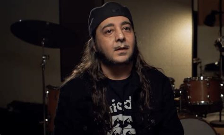 Daron Malakian Biography, Age, Height, Wife, Net Worth, Family