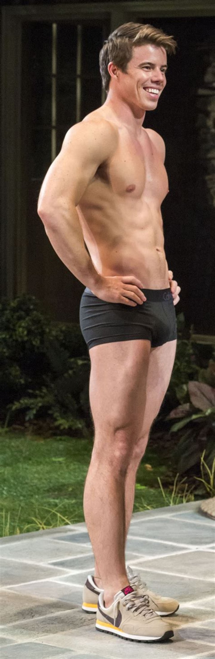 David Hull Biography, Age, Height, Wife, Net Worth, Family