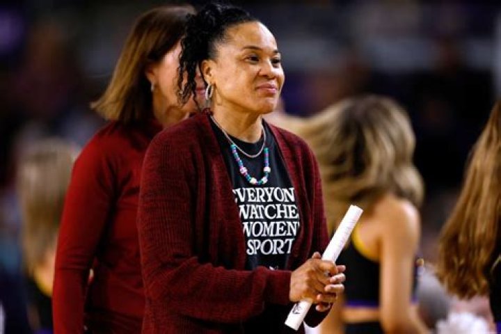 Dawn Staley Biography, Age, Height, Husband, Net Worth, Family