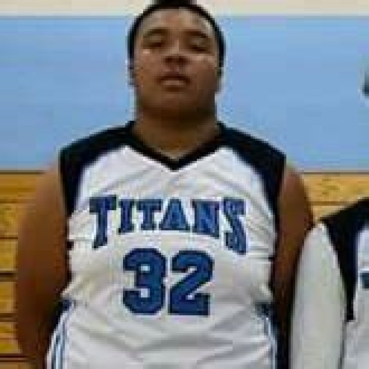 Daylen Foster Biography, Age, Height, Wife, Net Worth, Family