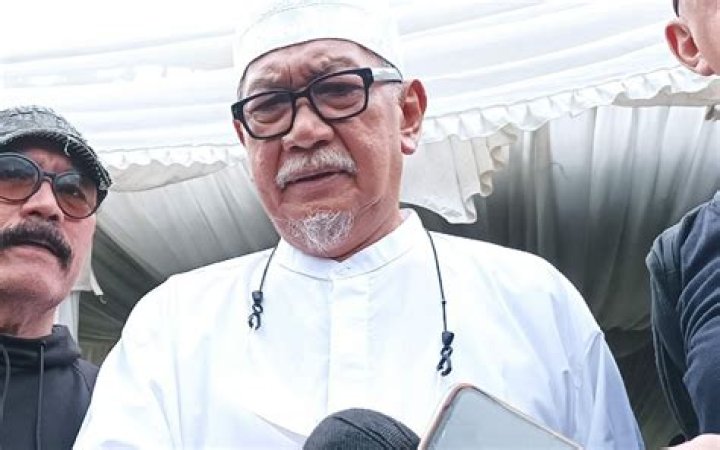 Deddy Mizwar Biography, Age, Height, Wife, Net Worth, Family