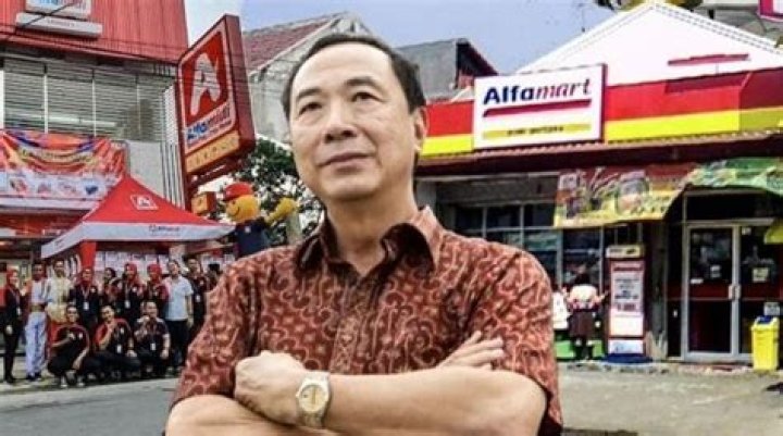 Djoko Susanto Biography, Age, Height, Wife, Net Worth, Family