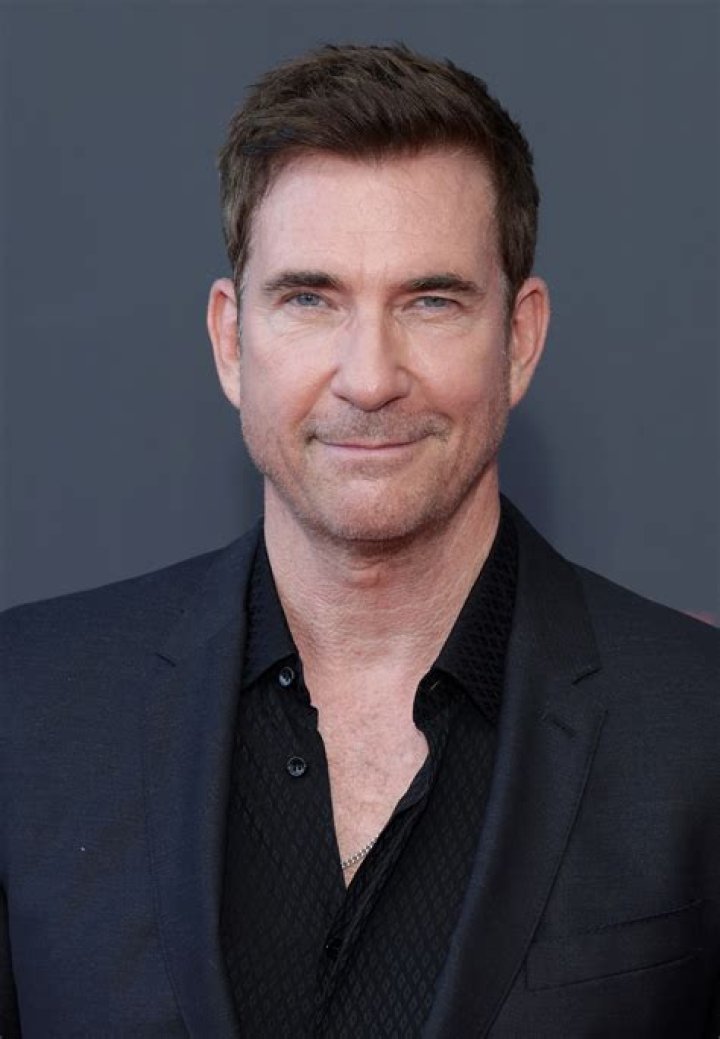 Dylan McDermott Biography, Age, Height, Wife, Net Worth, Family