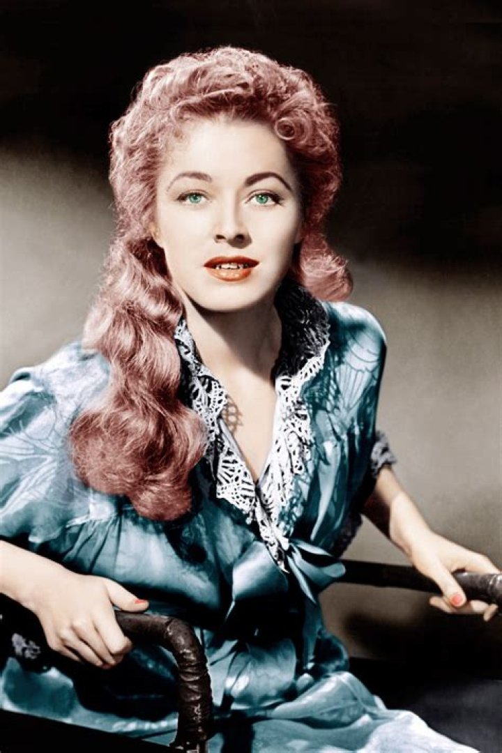 Eleanor Parker biografía, edad, altura, esposa, net worth, familia