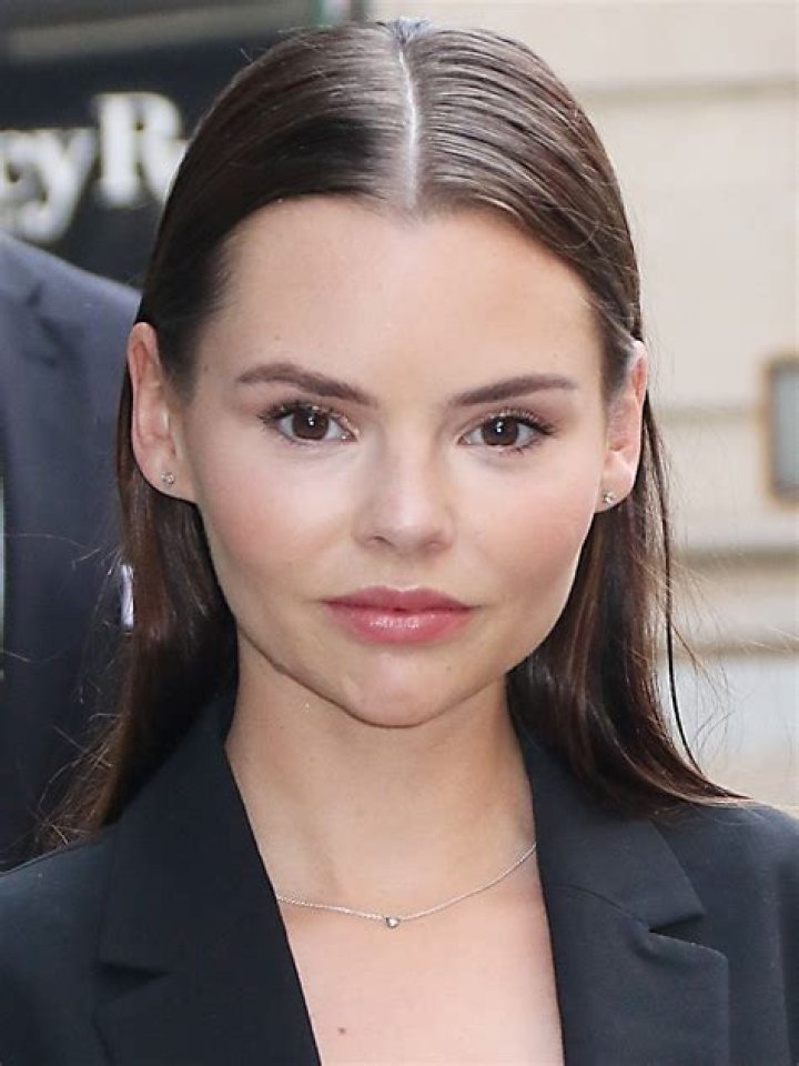 Eline Powell Biography, Age, Height, Husband, Net Worth, Family