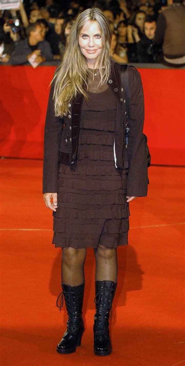 Elizabeth Kemp Biography, Age, Height, Husband, Net Worth, Family