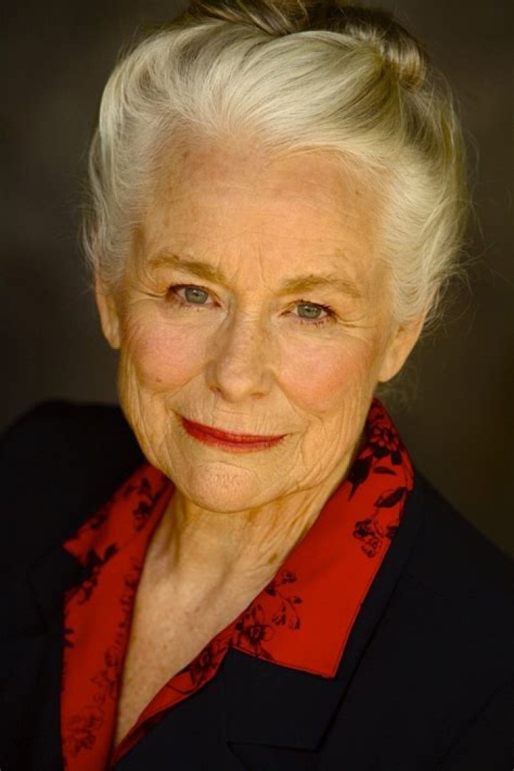 Ellen Geer Biography, Age, Height, Husband, Net Worth, Family