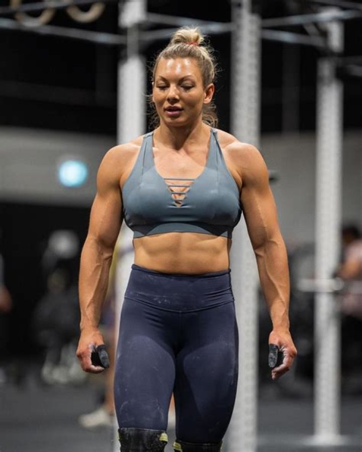 Emelie Lundberg Biography, Age, Height, Net Worth, Family