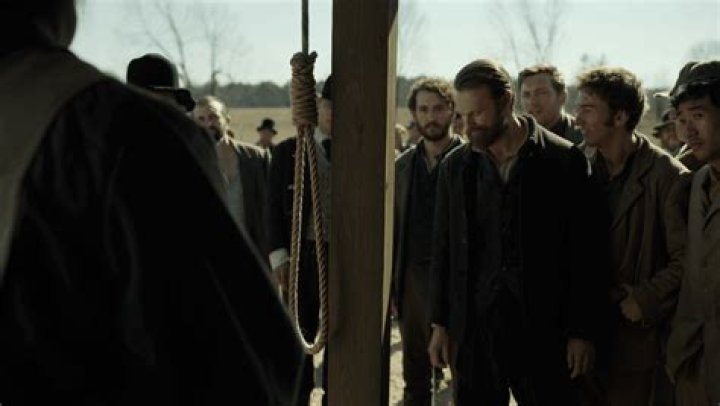 Emerald Fennell Biography, Age, Height, Husband, Net Worth, Family