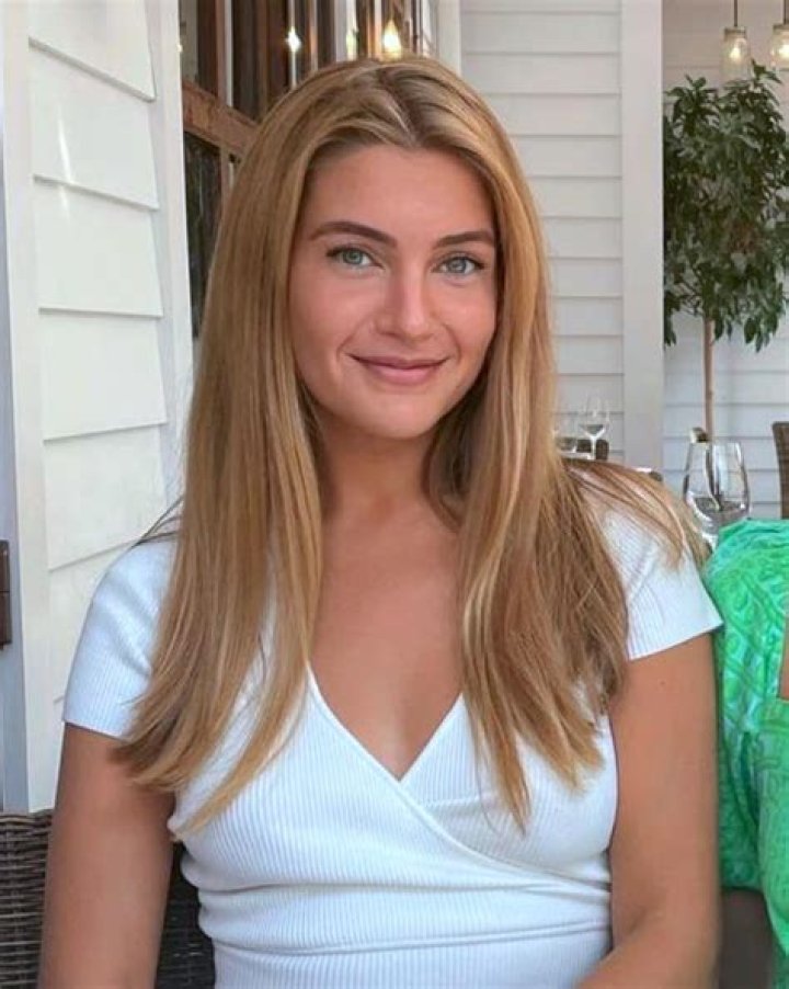 Emmy Clarke Biography, Age, Height, Husband, Net Worth, Family