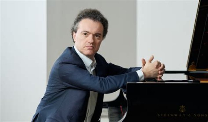 Evgeny Kissin biografía, edad, altura, esposo, net worth, familia