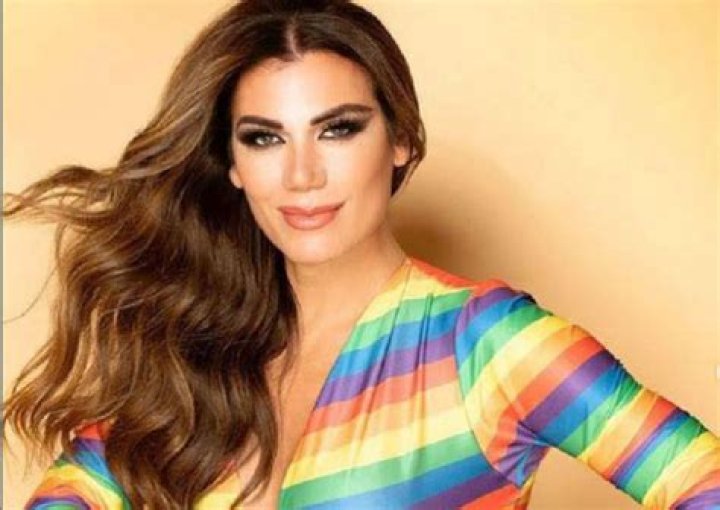 Florencia De La V Biography, Age, Height, Husband, Net Worth, Family