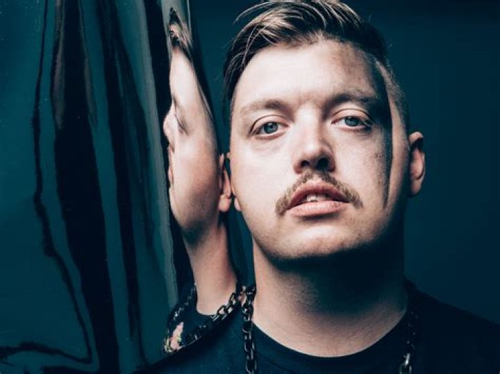 Flux Pavilion Biography, Age, Height, Wife, Net Worth, Family