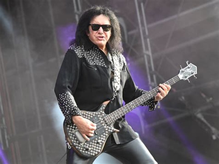Gene Simmons Biography, Age, Height, Wife, Net Worth, Family