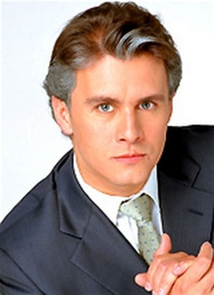 Gerardo Acuña Biography, Age, Height, Wife, Net Worth, Family