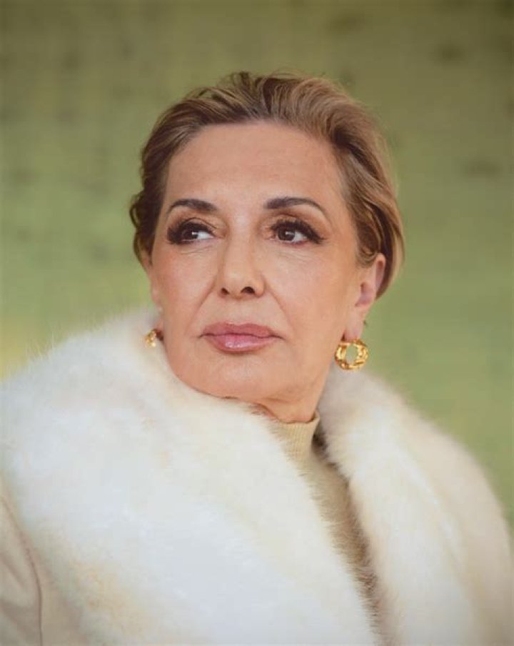 Googoosh Biography, Age, Height, Husband, Net Worth, Family