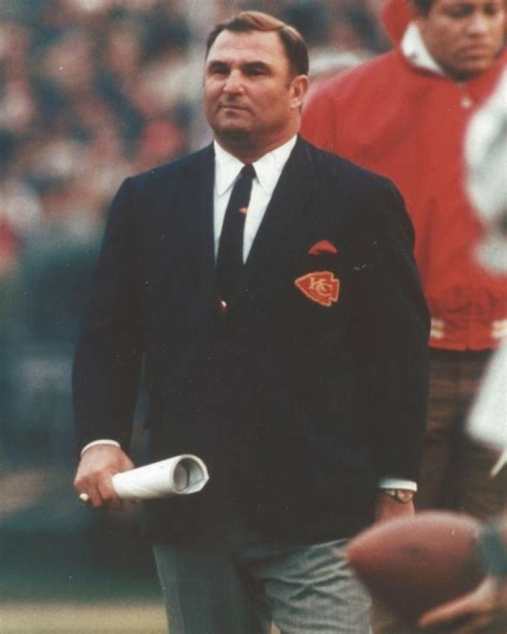 Hank Stram biografía, edad, altura, esposo, net worth, familia