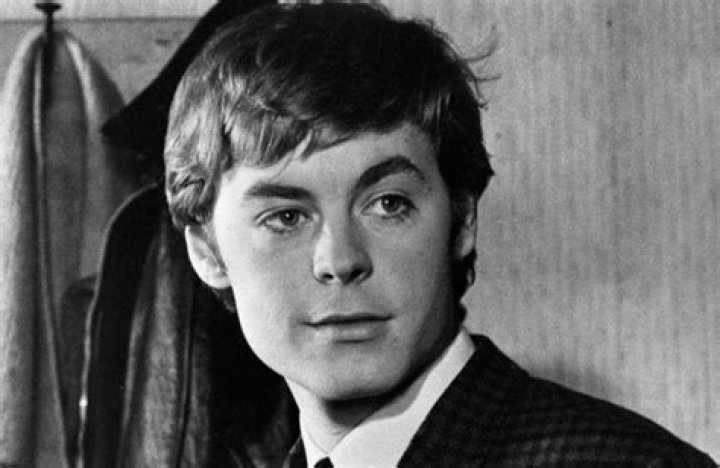 Hywel Bennett Biography, Age, Height, Wife, Net Worth, Family