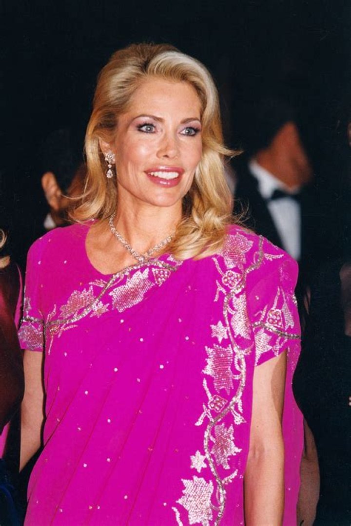 Inaara Aga Khan Biography, Age, Height, Husband, Net Worth, Family