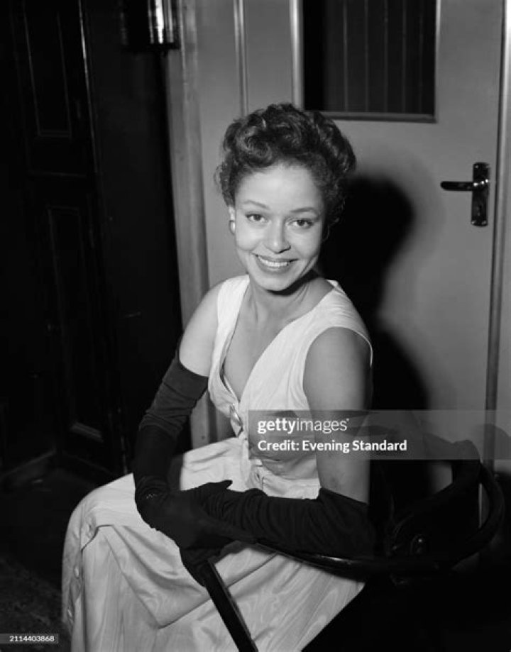 Isabel Cooley Biography, Age, Height, Husband, Net Worth, Family